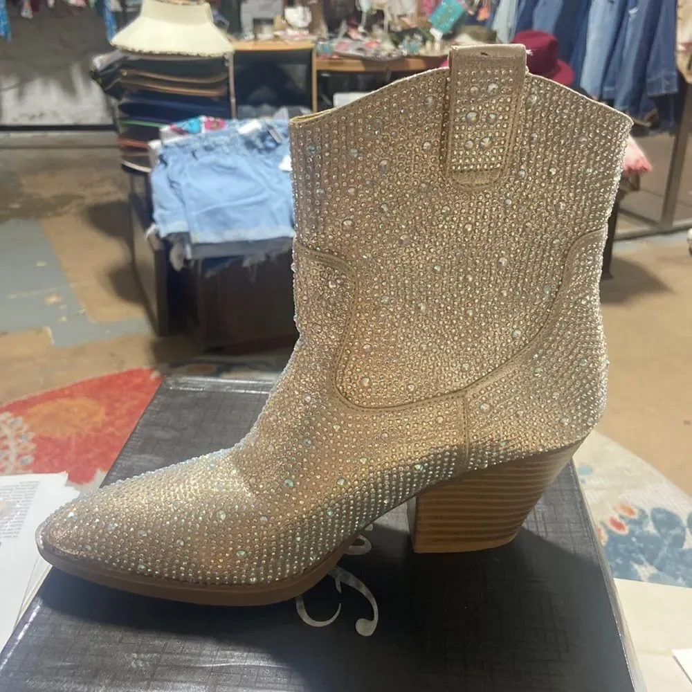 Champagne Gold rhinestone boots Sz 10‎